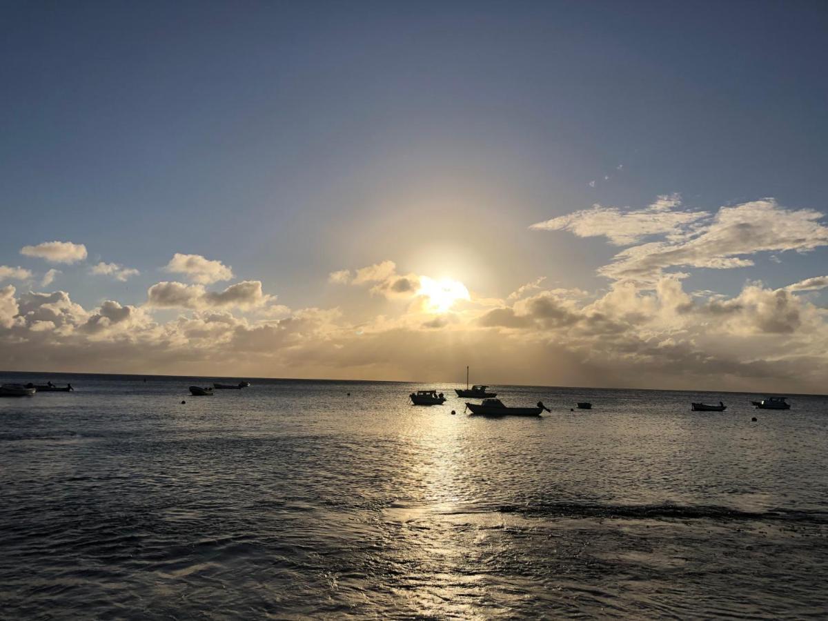 Marazul Dive Resort. 3 Bedroom Seafront House. Dive, Snorkel, Enjoy Amazing Sunsets Westpunt Eksteriør bilde