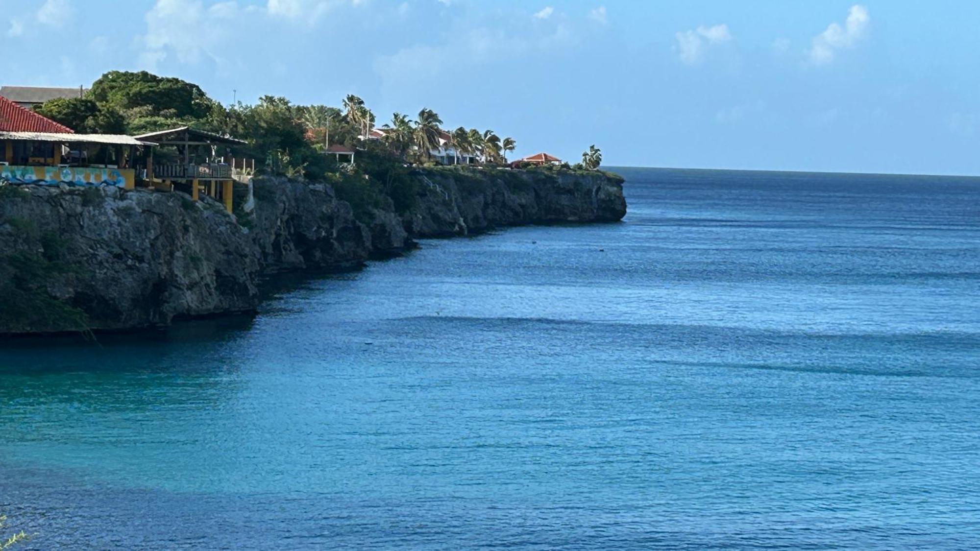 Marazul Dive Resort. 3 Bedroom Seafront House. Dive, Snorkel, Enjoy Amazing Sunsets Westpunt Eksteriør bilde